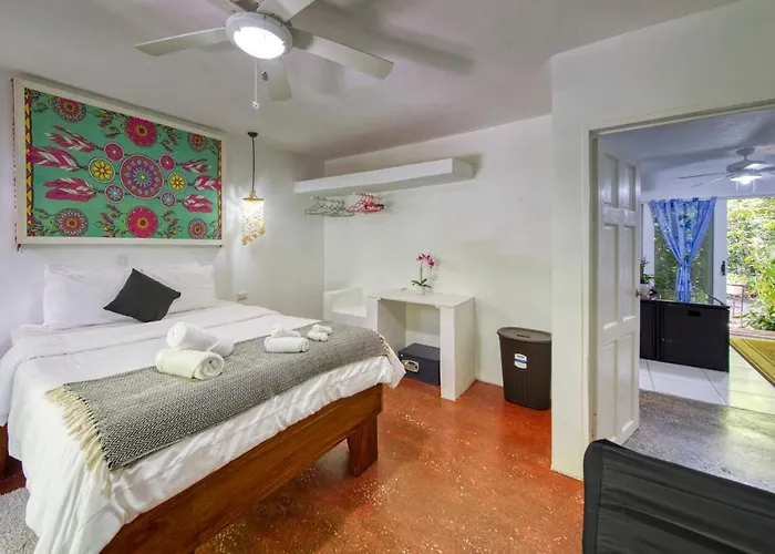 Jungles Edge Hotel, Jiu Jitsu, Muay Thai Retreat Center 3* Nosara