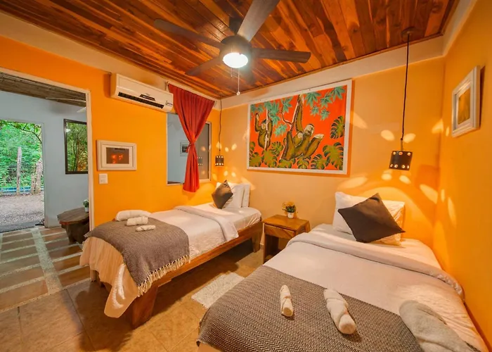 Hotel Jungles Edge Hotel, Jiu Jitsu, Muay Thai Retreat Center 3*