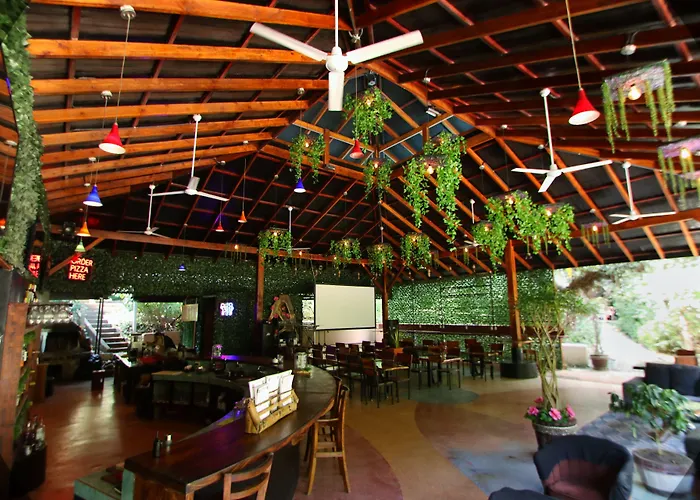 Hotel Jungles Edge Hotel, Jiu Jitsu, Muay Thai Retreat Center 3*